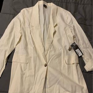 Lee blazer, size medium, off white/creamed color.